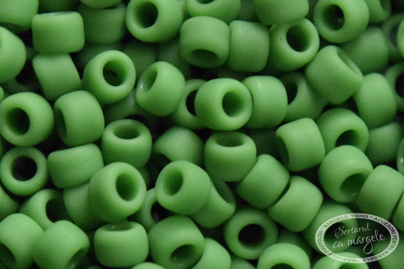 Margele TOHO 8 Opaque-Frosted Mint Green Margele TOHO 8 Opaque Frosted Mint Green