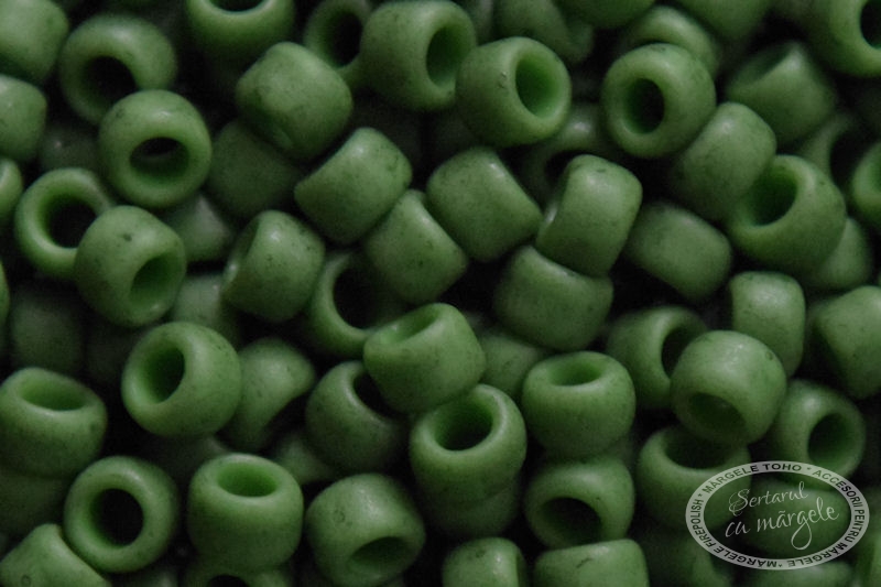 Margele TOHO 8 Semi Glazed - Clover Margele TOHO 8 Semi Glazed Clover