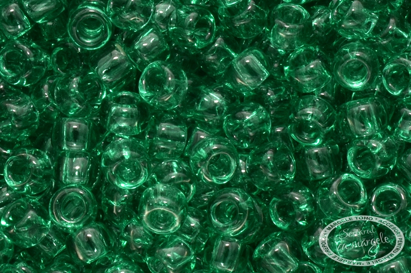 Margele TOHO 8 Transparent Beach Glass Green
