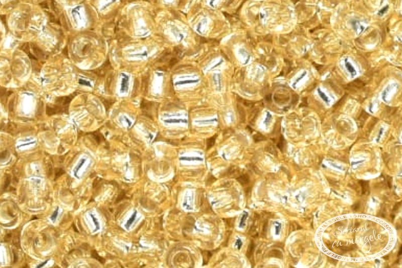 Margele Miyuki 15 Silver-Lined Light Gold Margele Miyuki 15 Silver Lined Light Gold